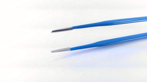 Pinces bipolaires en acier inoxydable, isolées, réutilisables, à pointe fine, durables, certifiées CE, instruments chirurgicaux manuels pour une précision accrue - Product Image 4