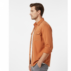 Chemise en jean légère, anti-rides, respirante pour homme, confort quotidien, coton bleu, coupe classique, fabriquée à la main - Product Image 4