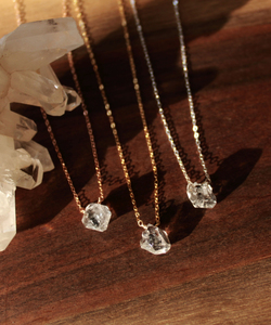 Gargantilla de plata chapada en oro 925, collar de cadena de diamantes estilo minimalista, delicado, hecho a mano - Product Image 1