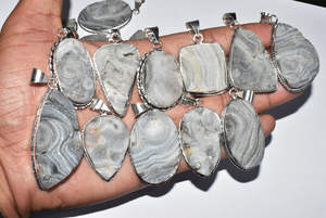 Venta al por mayor Lote de colgantes de plata esterlina 925 étnicos hechos a mano Piedra preciosa Druzy del desierto natural para regalo de aniversario de fiesta de boda - Product Image 3