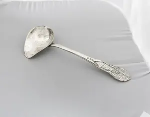 Ensemble de cuillères décoratives artisanales modernes, couverts en métal de qualité supérieure, vaisselle élégante pour le repas à la maison - Product Image 3