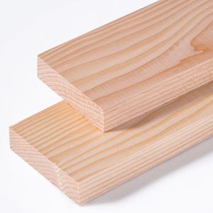 Madera de pino aserrada y en chapa, troncos redondos, troncos pelados, madera estructural y de construcción, vigas y postes - Product Image 4