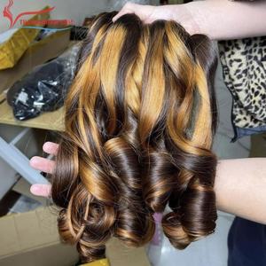 Vente en gros Extensions de tissage de cheveux vierges Remy Bouncy Curly Style Cheveux humains vietnamiens de haute qualité - Product Image 5