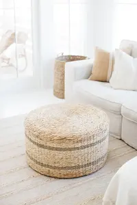 Pouf pliable moderne de haute qualité en jonc de mer naturel, décoration d'intérieur pour appartement, OEM personnalisé, fait main au Vietnam pour Noël - Product Image 3