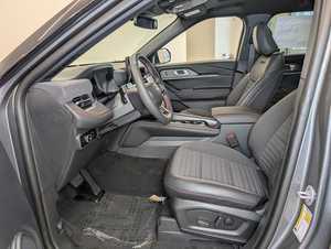 Gran Oferta Nuevo Explorer ST-Line 4WD 2026, un SUV de tres filas inspirado en el mundo deportivo con un motor EcoBoost I-4 de 2.3L estándar - Product Image 5