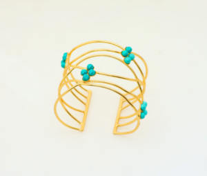 สร้อยข้อมือเทอร์ควอยซ์ชุบทอง | ดีไซน์หรูหราหลายสายพร้อมหินธรรมชาติ - Product Image 3