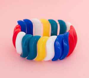 Brazaletes transparentes de resina Lucite hechos a mano, elegantes pulseras de moda para mujeres y niñas | Joyería transparente de resina - Product Image 3