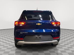 2022 t-railblazer lt awd suv Faible kilométrage Moteur en excellent état Transmission AUTOMATIQUE Phares LED panoramiques Prêt à être expédié - Product Image 5