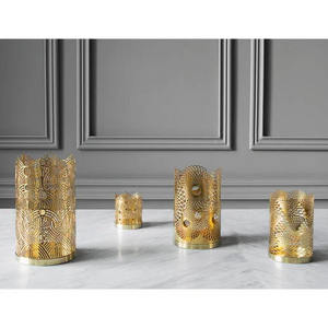 Design haut de gamme plaqué or tournesol gravé laiton métal bougeoir votif support en fer la plus vendue Table de bureau à domicile - Product Image 6