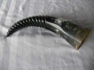 Cuerno Vikingo para Beber, Pulido a Mano, Ecológico, Disfruta de las Fiestas Vikingas con este Único Vaso Artesanal Diseñado para los Vikingos - Product Image 6