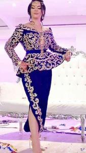 2024 Collection nouveau Designer broderie lourde bleu Royal Lehenga Choli Karakou robe en soie cristal perles de verre pierre Dabka - Product Image 2