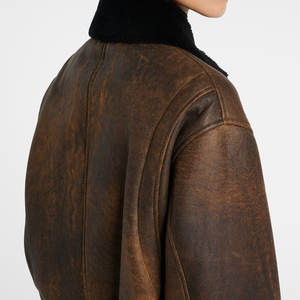 Chaqueta Bomber Impermeable Acolchada de Piel de Oveja Personalizada para Mujer, Abrigo de Invierno Elegante - Product Image 6