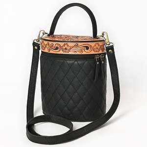Bolso tipo cubo de cuero acolchado hecho a mano, bolso de hombro tipo bandolera ligero con asa superior floral occidental Vintage para mujer - Product Image 1