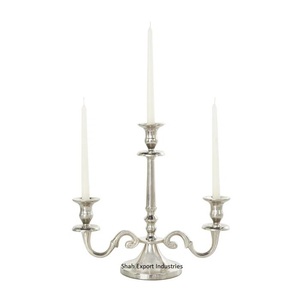 Candelabros de aluminio de 3 brazos chapados en plata de diseño elegante para el hogar y la boda decoración de mesa candelabros de suelo - Product Image 3