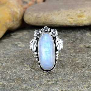 Anillo de Plata de Ley 925 Eternity Vermeil hecho a mano, diseño clásico único con ajuste de bisel de piedras preciosas de piedra lunar arcoíris Natural - Product Image 1