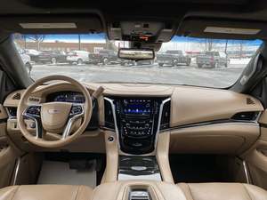 Cadillac Escalade Platinum 4WD 2019 Usado a Precio Accesible - Product Image 4