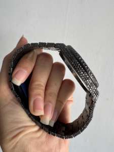 Montre à quartz de luxe légère et écologique avec cadran en verre Moissanite Hip Hop, bracelet en acier inoxydable, sertie de pierres pour femmes - Product Image 4