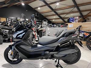 Scooter para Adultos Voge SR4 2025 con 3 Años de Garantía, Listo para Enviar - Product Image 1