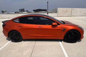 Tesla Model 3 Long Range 2024 d'occasion en excellent état, autonomie EPA de 310 milles, conduite à gauche, sièges en cuir (kilométrage 75 001-100 000 milles), écran tactile - Product Image 6