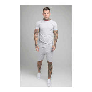 100% poliéster Twin Set Casual Wear Camiseta regular y pantalones cortos Chándal con logotipo personalizado para hombres - Product Image 1