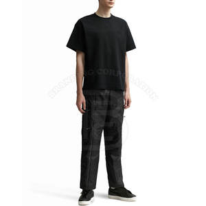 Pantalones deportivos de nailon ligeros personalizados para hombre, pantalones de chándal lisos de Color sólido con diseño de tubería personalizado - Product Image 5