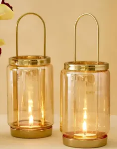 Vente en gros de bougeoirs dorés en métal fabriqués à la main au design antique Bougeoir de Noël décoratif aux meilleurs prix pour la maison - Product Image 2