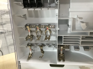 Máquina de Coser, Acolchar y Bordar B-E-R-N-I-N-A B 570 Q-E T-u-l-a Rosa con B-S-R - Product Image 2