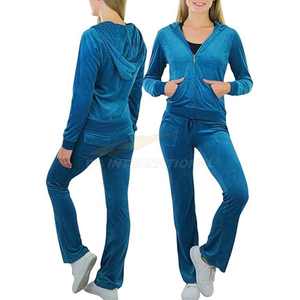 Ensemble sweat à capuche et pantalon en velours pour femmes survêtement personnalisable marque OEM fournisseur en vrac tenue de survêtement en polyester doux - Product Image 4