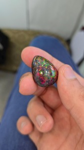 ธรรมชาติเอธิโอเปียนสีดำโอปอล cabochon. ชิ้นส่วนที่มีคุณภาพสูงสุด14.90 cts. โอปอลทรงหลังเบี้ยคุณภาพระดับโลก - Product Image 3