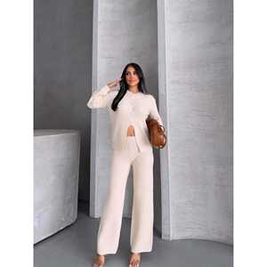 Conjunto de Punto con Detalle de Botones para Mujer 1565 - Atuendo de Suéter Cómodo y Elegante - Product Image 3