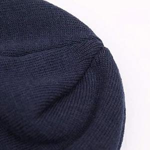 Conception personnalisée Bonnet d'hiver en tricot avec broderie 3D en jacquard pour l'extérieur Bonnet de sport sans manchette avec figurine brodée - Product Image 4