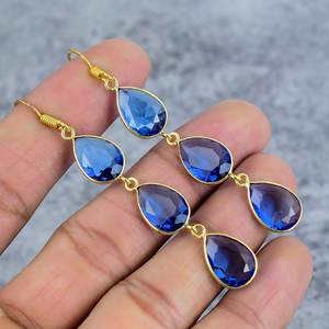 Boucles d'oreilles Tanzanite Trois pierres précieuses Boucles d'oreilles en argent sterling 925 plaqué or Boucles d'oreilles pendantes en pierres précieuses poire faites à la main - Product Image 1