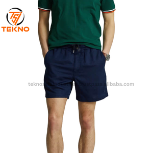 กางเกงขาสั้นผู้ชายออกแบบมาเพื่อความสบายและมีสไตล์ที่มีสายรัดเอวและกระเป๋าที่สามารถปรับได้เพื่อความสะดวกสบายในชีวิตประจำวัน - Product Image 6