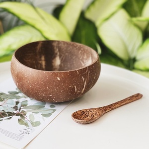 Bol de noix de coco fait à la main pour les collations et les noix Choix de salle à manger écologique - Product Image 6
