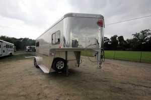 Remolque para Caballos Estándar de Cuello de Cisne a Precio Económico con Capacidad Máxima de Carga de 6440 Libras y Dimensiones de 17x6.6x7 Disponible para la Venta - Product Image 4