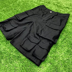 Pantalones Cortos Cargo para Hombre, Camuflaje Negro, Lona de Algodón, Cintura Media, Cierre de Botones, Bolsillos Transpirables, Logotipo Frontal, Estilo Casual, Tipo Bermuda - Product Image 3