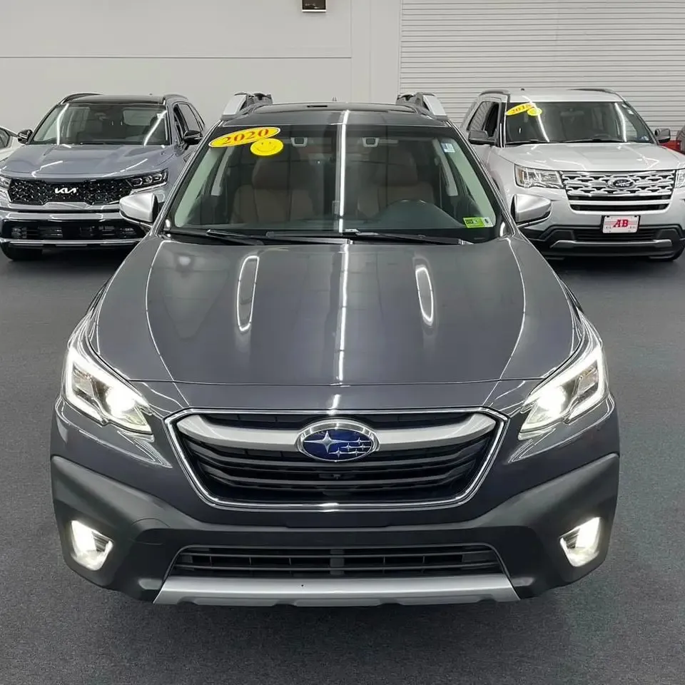 中古2020スバルアウトバックSUV