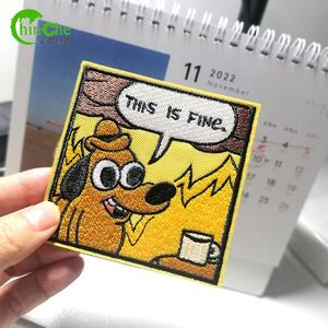 Venta caliente This Is Fine <span class=keywords><strong>Meme</strong></span> Dog Parche bordado personalizado con hierro en el respaldo para KC Green - Product Image 6