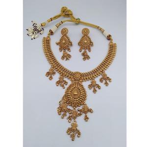 Conjunto de collar de diseño exclusivo con acabado antiguo dorado de calidad superior con pendientes para colección de ropa de fiesta de boda para mujer - Product Image 1