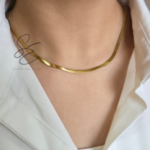 Cadena de serpiente chapada en oro de 18 quilates, cadena de espiga, collar moderno de acero inoxidable hipoalergénico y antideslustre para hombres y mujeres - 3 mm - Product Image 1