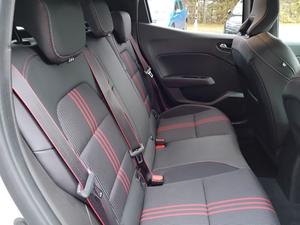 VOITURE D'OCCASION 2022 RENAULT CLIO AWD 24 700 KM GRIS MÉTALLIQUE 100 CV 5 PLACES 4 CYLINDRES TRANSMISSION AUTOMATIQUE - Product Image 3