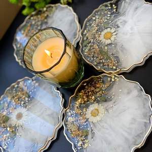 Sous-verres de luxe faits à la main en résine tampons carrés de couleur personnalisables pour ensemble de table de cuisine meilleur prix sous-verre promotionnel pour la maison - Product Image 3