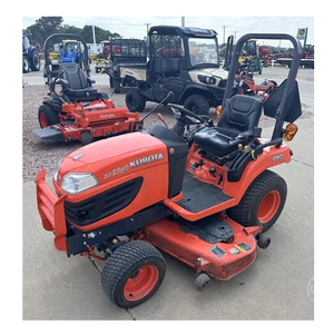Tracteur tondeuse Kubota BX2360 avec accessoires, 23 CV, diesel, 4 roues motrices, équipement agricole compact - Product Image 2