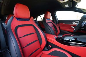 Mercedes-Benz AMG GT63 S 4 portes 2021, boîte automatique, essence, turbo, transmission intégrale, cuir, ROUGE, d'occasion, certifié, propre et en bon état - Product Image 4