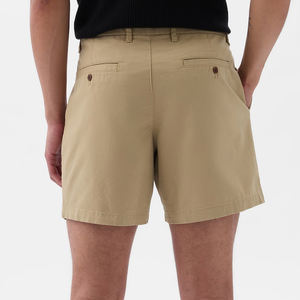 Pantalones cortos deportivos en blanco para hombre con logotipo personalizado - Product Image 4