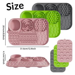 แผ่นรองให้อาหารสัตว์เลี้ยงแบบซิลิโคนพร้อมถ้วยดูด ดีไซน์สี่เหลี่ยมอเนกประสงค์สำหรับแมวและสุนัขตัวเล็ก - Product Image 1