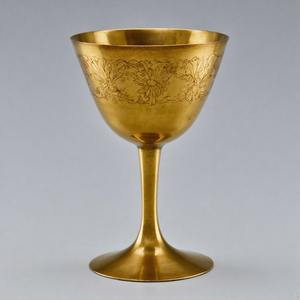 Copa de vino de latón antiguo ChristSip, cáliz sagrado hecho a mano para uso litúrgico para decoraciones navideñas de Iglesia tradicionales - Product Image 1