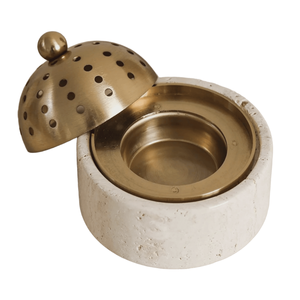Brûleur d'encens en marbre et laiton élégant fabriqué à la main avec couvercle dôme et trous perforés pour parfum d'intérieur - Product Image 1