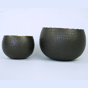 Plateau décoratif élégant et moderne en cuivre fabriqué à la main pour les mariages de bonbons aux fruits ou les événements spéciaux sans pieds - Product Image 2