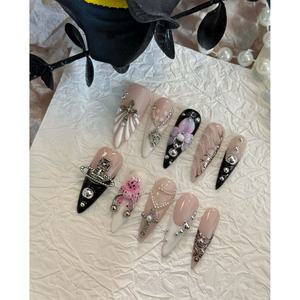 Adesivi per Unghie in Velluto Eleganti, Facili da Applicare e con Copertura Duratura - Product Image 1